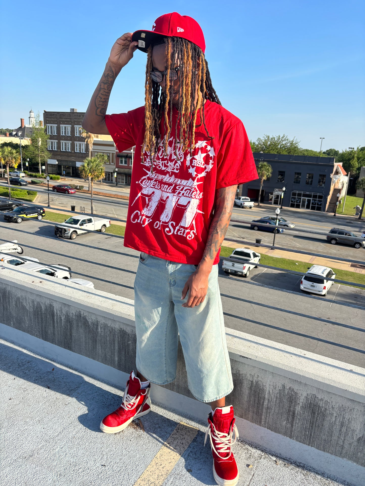 “City Of Stars” Tee. (RED)